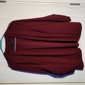 Women's short blazer style top. Open front, no buttons.  MAROON IN COLOR!